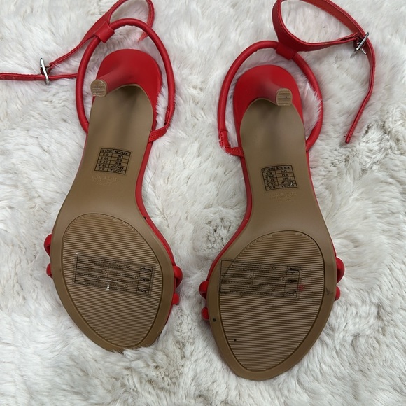 Sexy open toed red heels - Picture 3 of 4